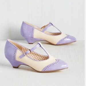 Elegant Lavender and Cream Women's Shoes